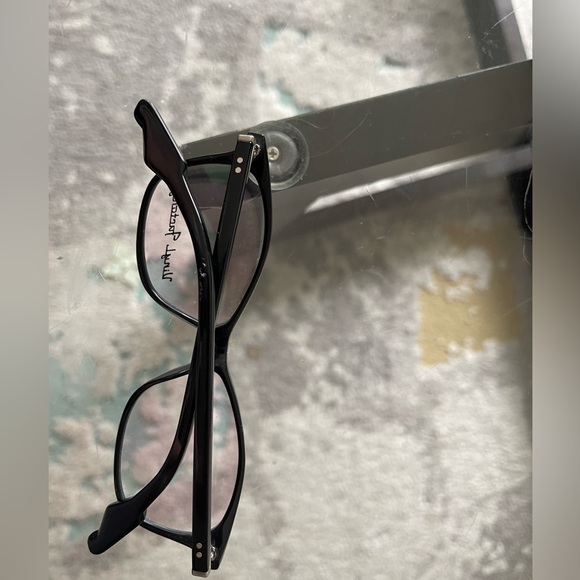 Vinyl Factory New - Picture 4 of 6